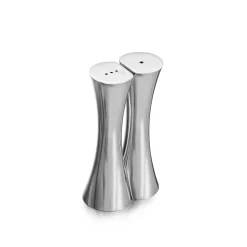 Kissing Salt & Pepper Shakers*Nambé